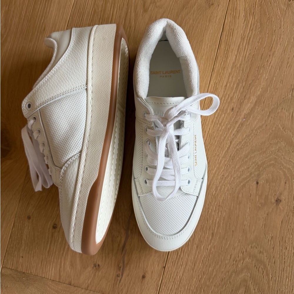 Saint Laurent SL/61 Low Top Sneakers in Perforated Leather - Blanc Optique - 40